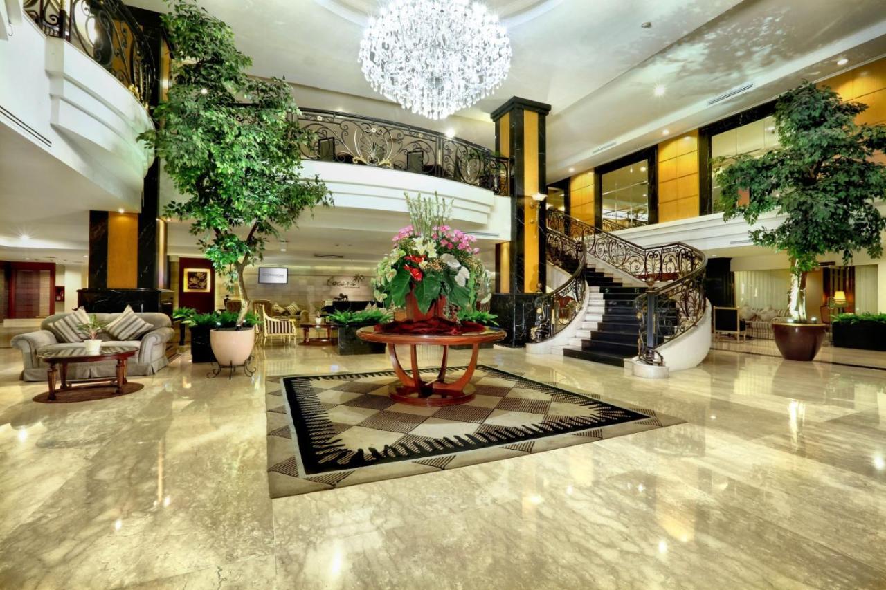 Aston Tropicana Hotel Bandung Exterior foto