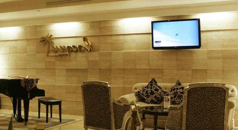 Aston Tropicana Hotel Bandung Exterior foto